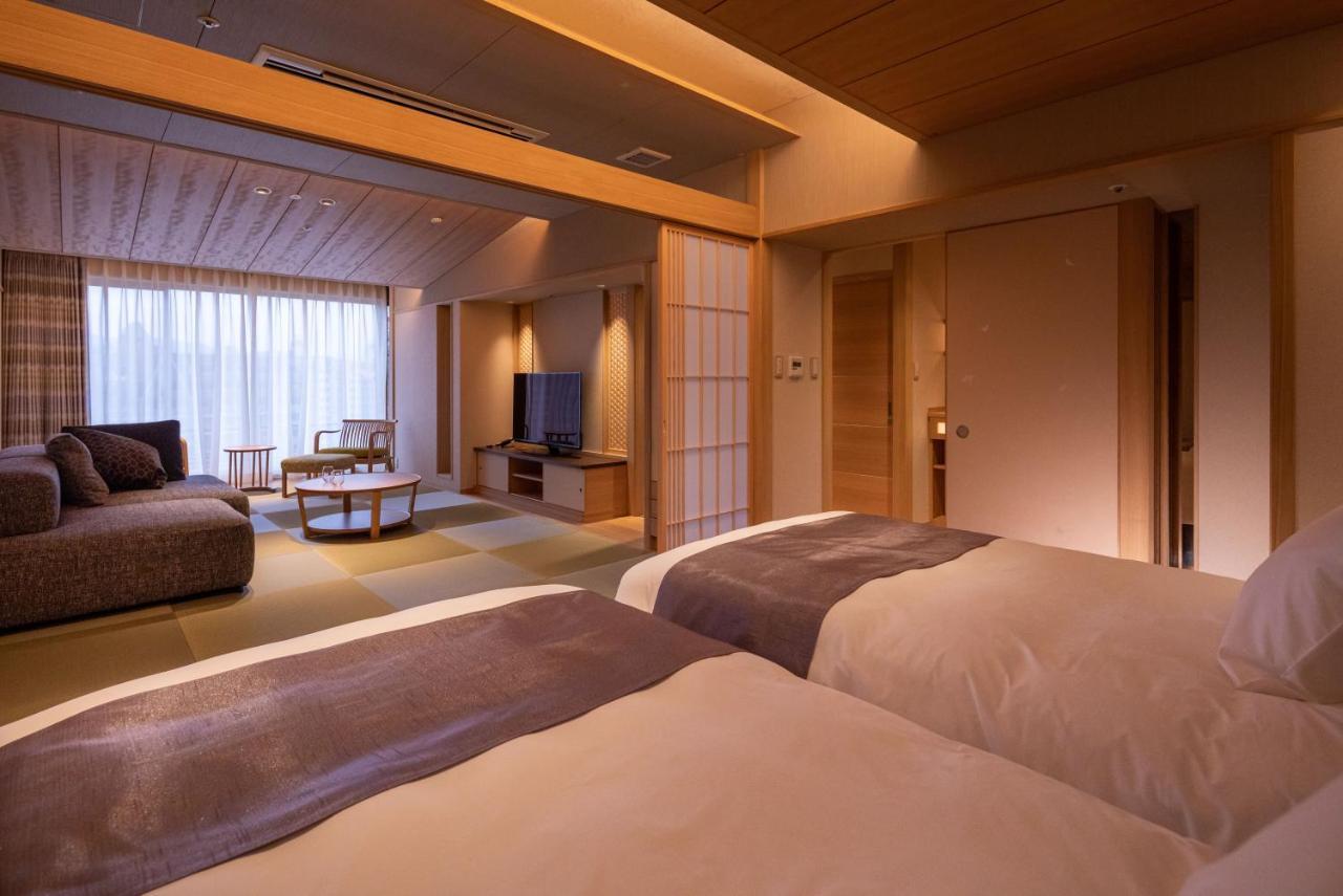 Hotel Wakamizu Такарадзука Экстерьер фото