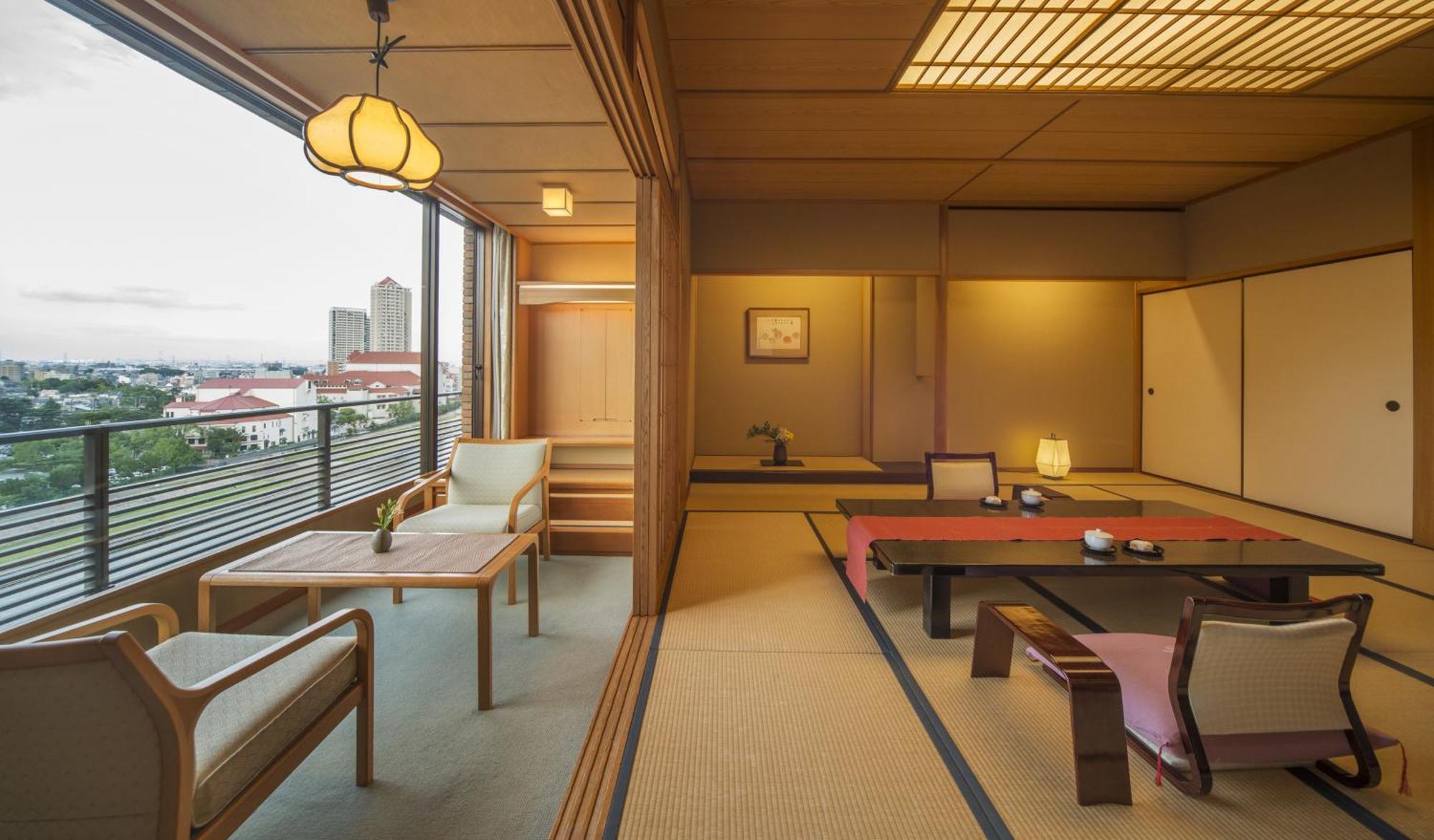 Hotel Wakamizu Такарадзука Номер фото