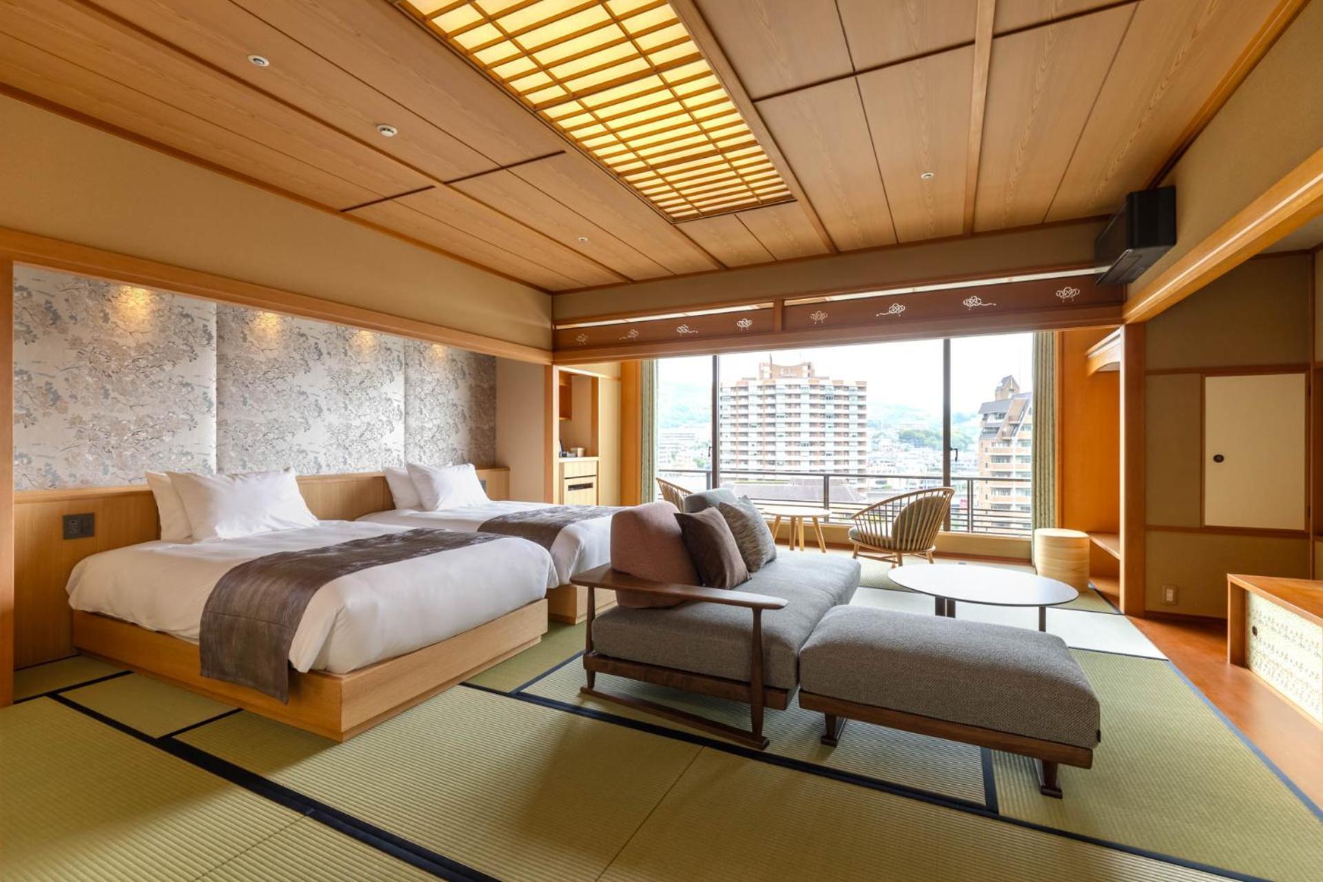 Hotel Wakamizu Такарадзука Экстерьер фото
